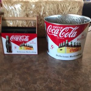 Coca Cola retro design entertaining duo
